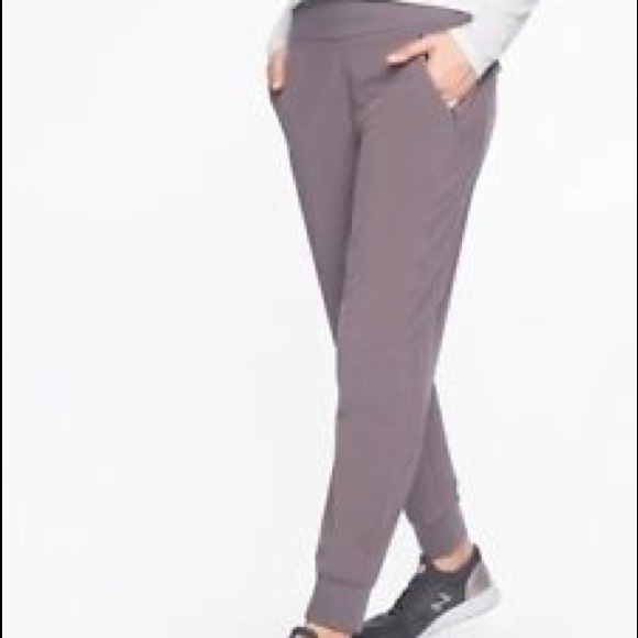 athleta joggers petite